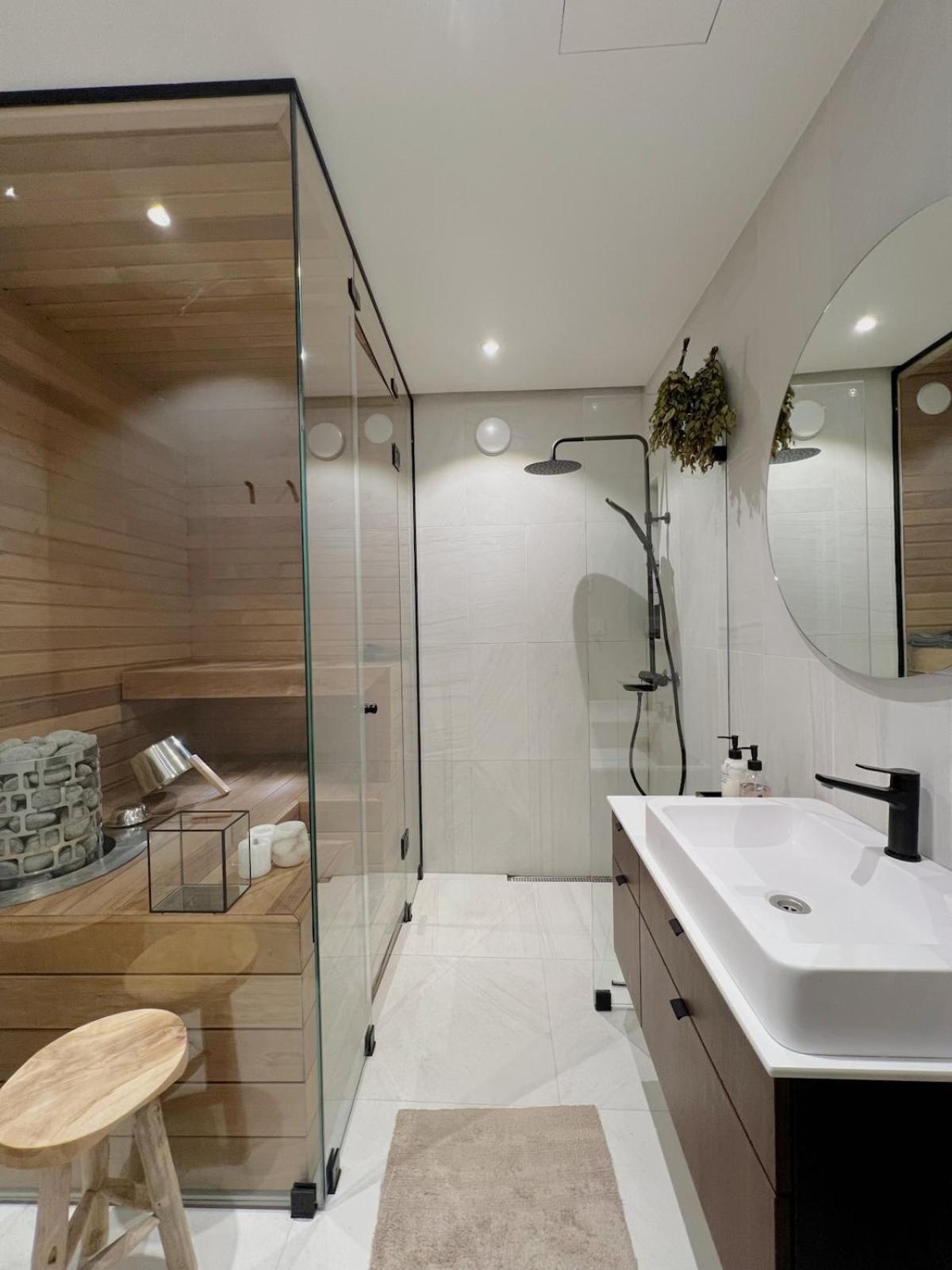 Hidden Gem With Private Sauna, In Center